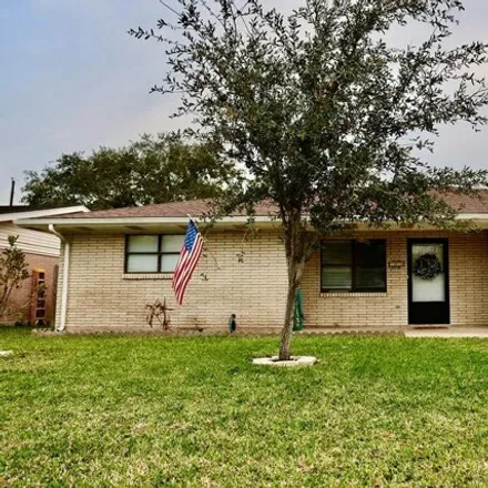 Image 3 - 109 West Palmetto Drive, Harlingen, TX 78550, USA - House for sale