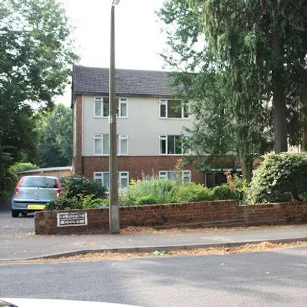 Rent this 2 bed apartment on unnamed road in Old Woking, GU22 7SA