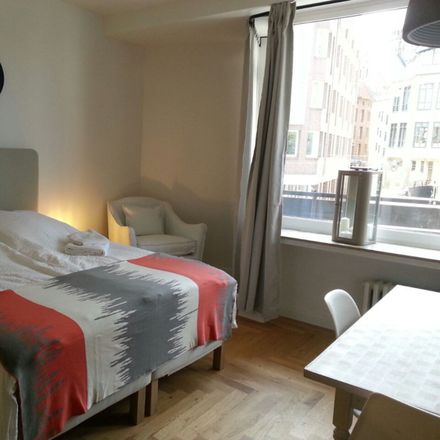 Rent this 1 bed apartment on Violenstraße 37 in 28195 Bremen, Germany