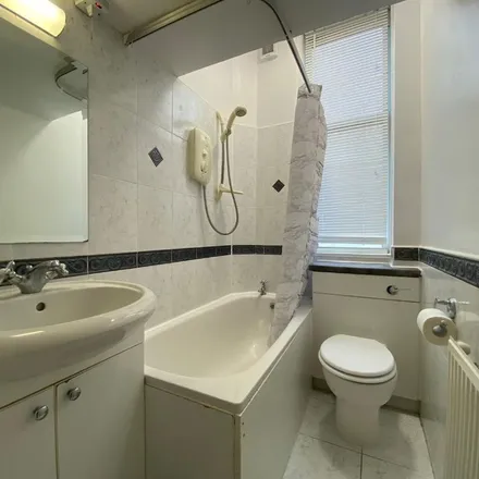 Image 2 - 7 Comiston Terrace, City of Edinburgh, EH10 6AH, United Kingdom - Apartment for rent