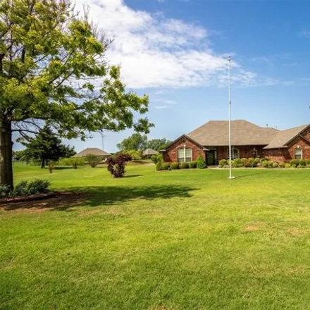 Image 2 - Whispering Lakes Drive, Tuttle, Grady County, OK, USA - House for sale