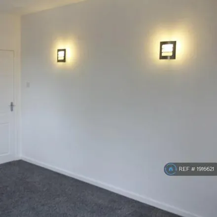Image 7 - J&W Carpets, Hillhouse Road, Blantyre, ML3 9FH, United Kingdom - Apartment for rent