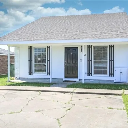 Buy this 2 bed townhouse on 1807 North Tallowood Drive in Lake Charles, LA 70605