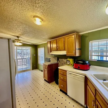 Image 6 - 91 Buddington Road, Long Hill, Groton, CT 06340, USA - Apartment for sale