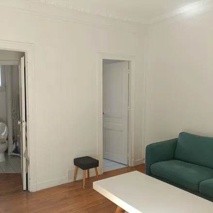 Image 5 - 93 Rue du Mont Cenis, 75018 Paris, France - Apartment for rent