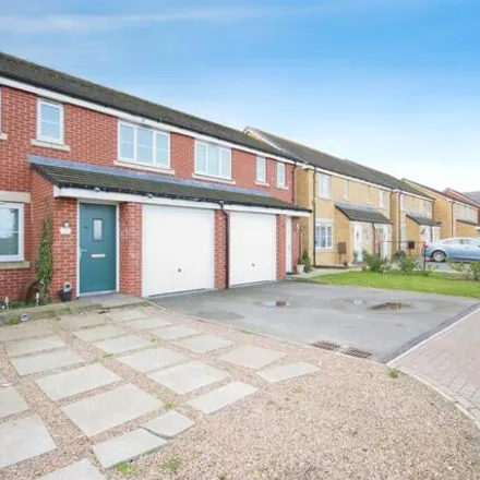 Buy this 3 bed duplex on Ivens Grove in Coventry, CV2 2QH