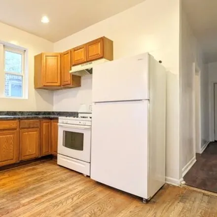 Image 4 - 1812 South Springfield Avenue, Chicago, IL 60623, USA - House for sale