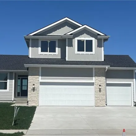 Buy this 3 bed house on 149th Street in Urbandale, IA 50323