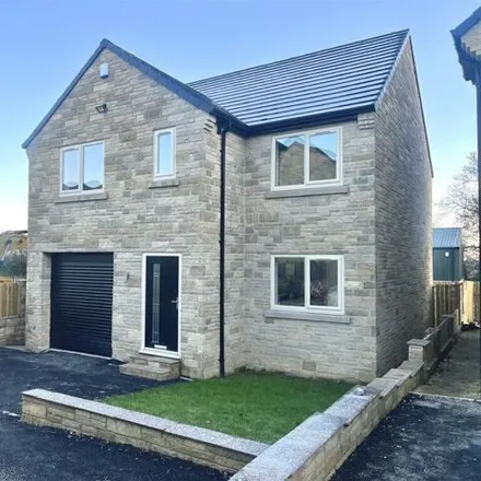 Buy this 4 bed house on Belle Green Lane in Upper Cudworth, S72 8LL