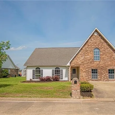 Buy this 5 bed house on 798 Westwind Drive in Alexandria, LA 71303