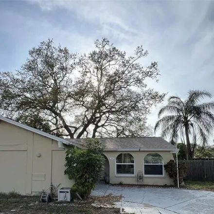 Buy this 3 bed house on 1042 Stonefence Way in Tarpon Springs, FL 34689