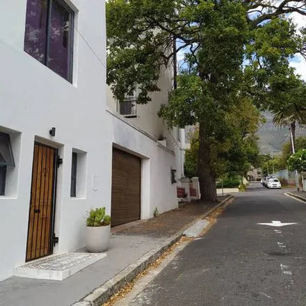 Rent this 2 bed apartment on unnamed road in City Centre, Cape Town