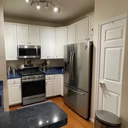 Image 3 - Chantilly Park Condo, Centreville Road, Chantilly, VA 20151, USA - Condo for sale