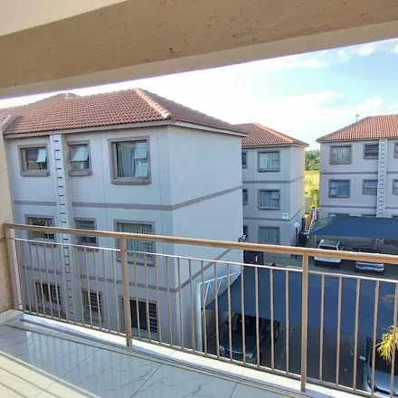 Image 1 - Allen Street, Bartlett Ext 20, Gauteng, 1462, South Africa - Apartment for rent