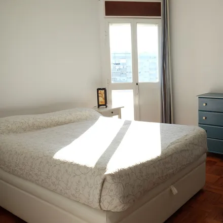 Image 3 - Lisbon, Olivais, LISBON, PT - Apartment for rent