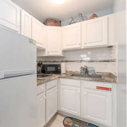 Image 7 - 498 East 6th Avenue, North Wildwood, Cape May County, NJ 08260, USA - Condo for sale