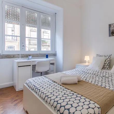 Rent this 6 bed room on Rua do Conde de Redondo 97 in 1150-213 Lisbon, Portugal