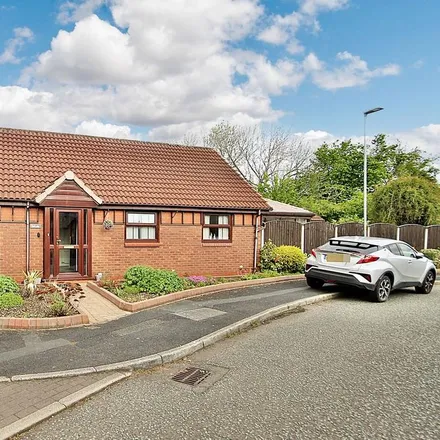 Rent this 2 bed house on Pendine Close in Warrington, WA5 9RQ