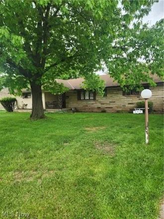 Buy this 3 bed house on 477 South Samuel Drive in Muskingum County, OH 43701