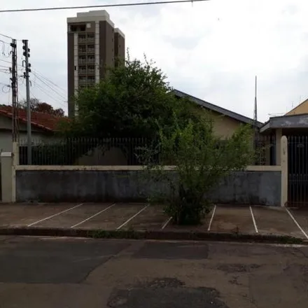 Buy this studio house on Alameda dos Narcisos 145 in Cidade Jardim, São Carlos - SP