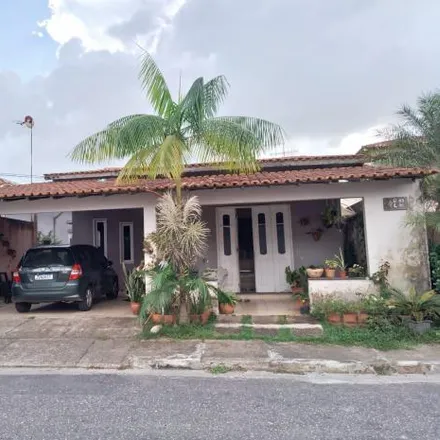 Buy this 3 bed house on Rua Colômbia 3 in Pratinha, Belém - PA