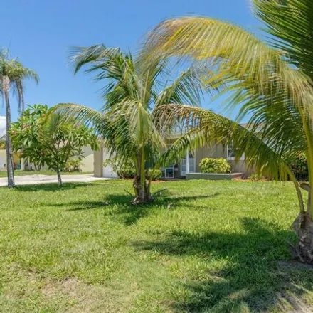 Image 5 - 309 W Claridge St, Satellite Beach, Florida, 32937 - House for sale