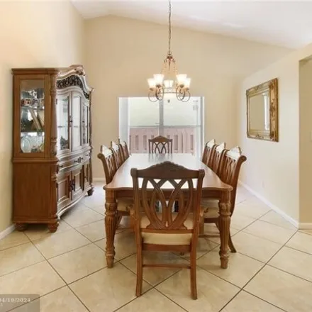 Image 8 - 9879 Northwest 54th Place, Westview Village, Coral Springs, FL 33076, USA - House for sale