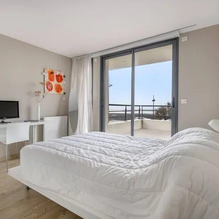 Rent this 3 bed house on La Plaine-sur-Mer in Place du Fort Gentil, 44770 La Plaine-sur-Mer
