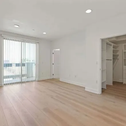 Image 3 - 1375 Amherst Avenue, Los Angeles, CA 90025, USA - Apartment for rent