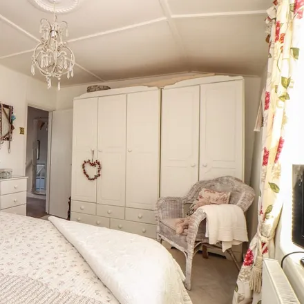 Rent this 2 bed duplex on Mawgan-in-Meneage in TR12 6LN, United Kingdom