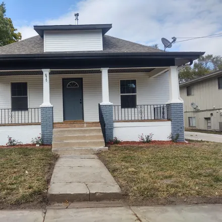 Buy this 2 bed house on 665 West Clay Street in Marshall, MO 65340