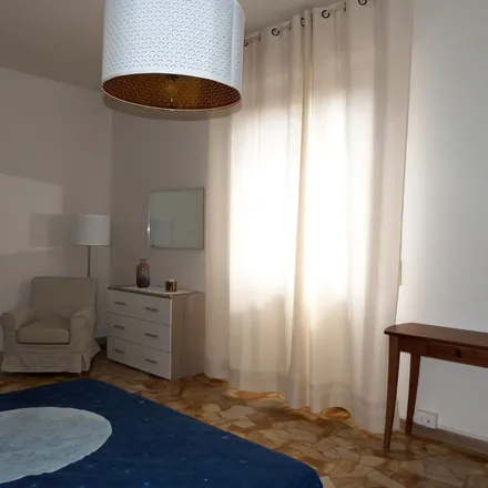 Rent this 3 bed apartment on Ospedale pediatrico Meyer in Viale Gaetano Pieraccini, 50139 Florence FI