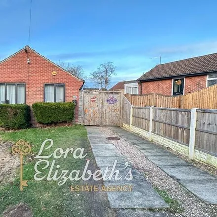 Buy this 2 bed house on Longdale in Mansfield Woodhouse, NG19 0QA
