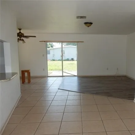 Image 3 - 21129 Midway Boulevard, Port Charlotte, FL 33952, USA - House for sale