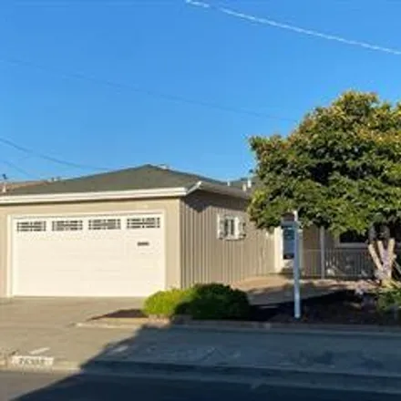 Image 1 - 26300 Ventura Avenue, Hayward, CA 94544, USA - House for sale
