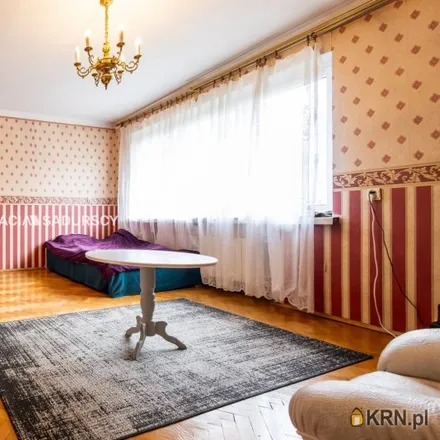 Buy this 4 bed apartment on Cegielniana 31 in 30-404 Krakow, Poland