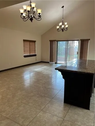 Image 3 - 375 Primrose Avenue, McAllen, TX 78504, USA - House for rent