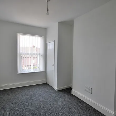Image 7 - Eaton Avenue, Sefton, L21 6NG, United Kingdom - Apartment for rent
