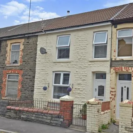 Buy this 3 bed townhouse on Thomas Street in Tonypandy, CF40 1EU