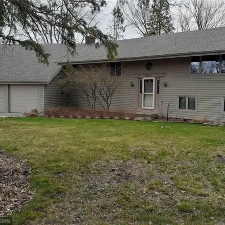 Buy this 5 bed house on 2101 Lakebrook Court in New Brighton, MN 55112