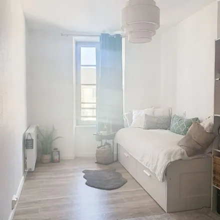 Rent this 3 bed apartment on Le Château in 9 Rue Georges Clemenceau, 85200 Fontenay-le-Comte