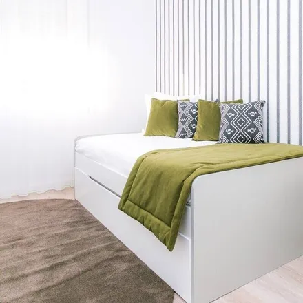 Rent this 3 bed apartment on 4350-308 Distrito de Leiria