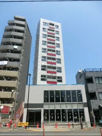 Rent this studio apartment on 医療メガネ専門店 in Kasuga-dori Avenue, Yushima 4-chome