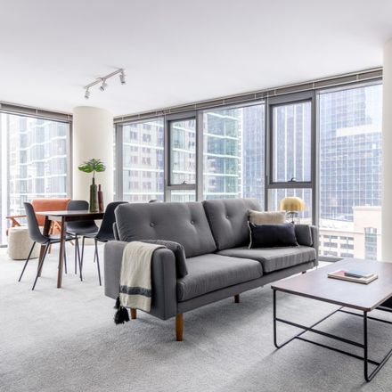 Rent this 2 bed apartment on 200 Squared in 200 North Wells Street, Chicago