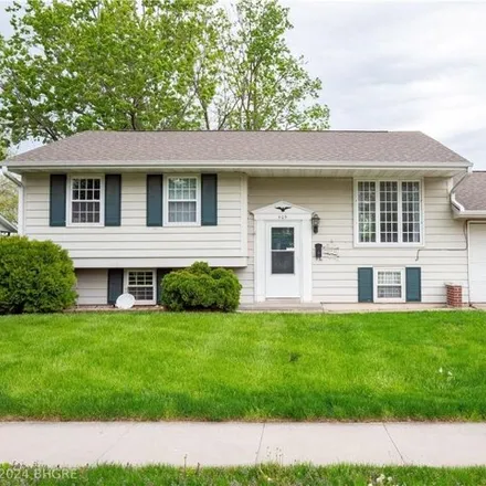 Buy this 4 bed house on 441 5th Street Southeast in Altoona, IA 50009