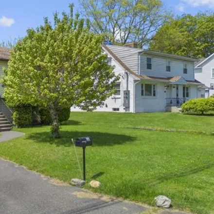 Buy this 2 bed house on 259 Hunyadi Avenue in Tunxis Hill, Fairfield