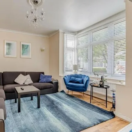 Image 3 - 42 Collingwood Road, London, CR4 3DH, United Kingdom - House for sale