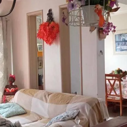 Buy this 3 bed apartment on Rua Belo Horizonte in Centro Histórico, Londrina - PR