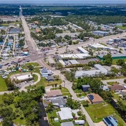 Image 7 - 56 Cardinal Dr, North Fort Myers, Florida, 33917 - House for sale