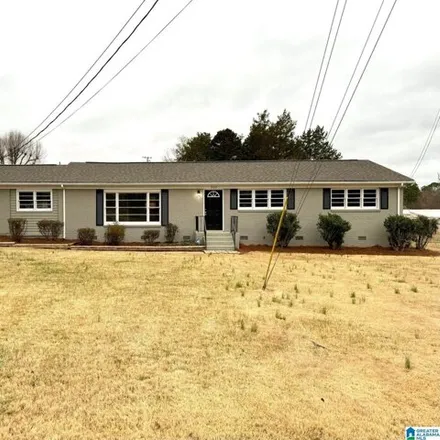 Image 1 - 900 Vigo Avenue, Calhoun County, AL 36277, USA - House for sale